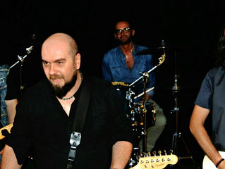 "Come vivo io" Loverdose in attesa dell'album "Radioattivo"