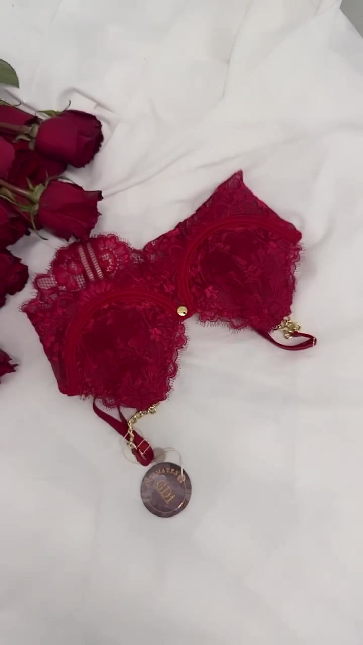 Miniatura: CONJUNTO ADELE