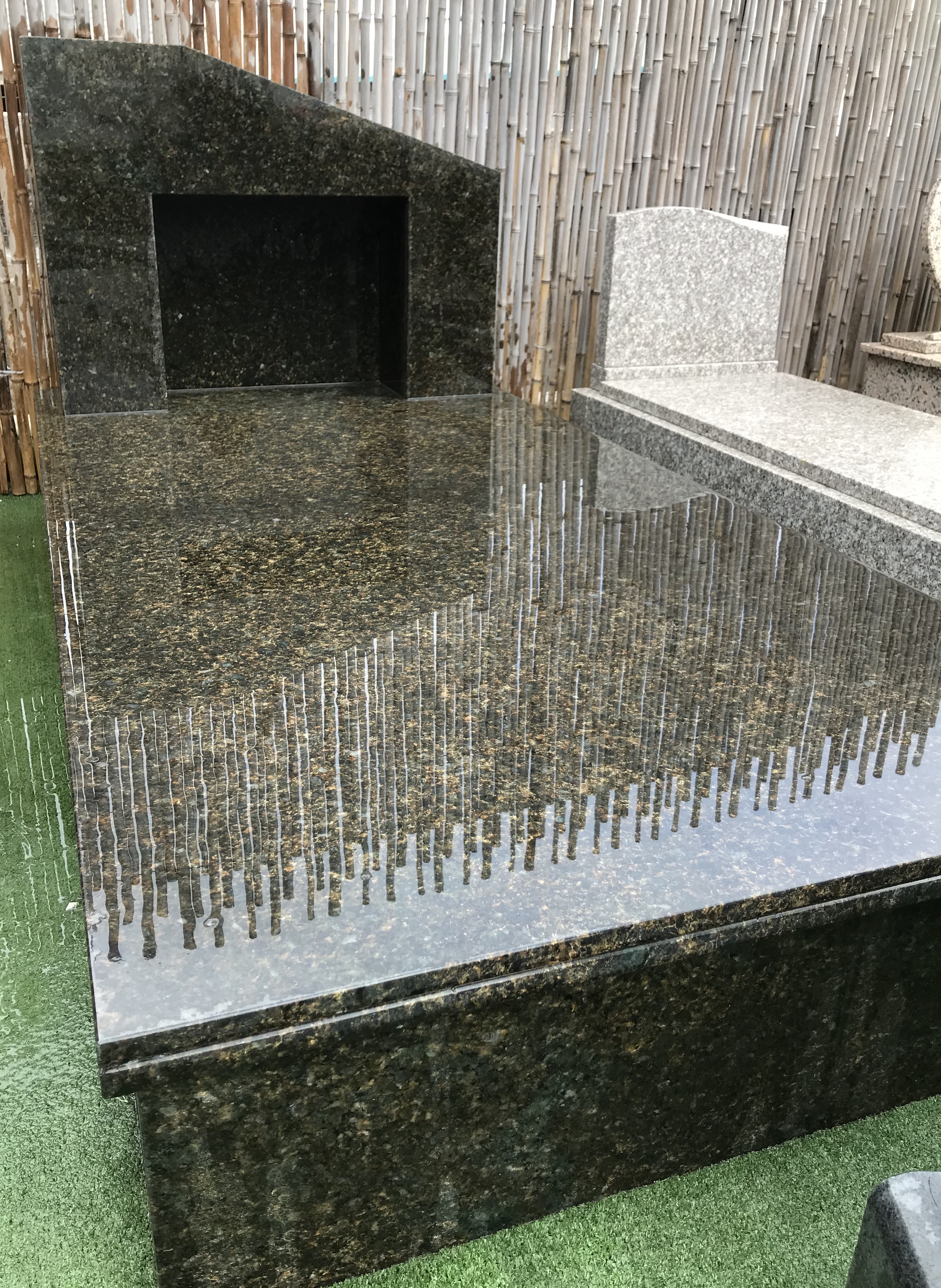 Monument 100% fabrication local Labr