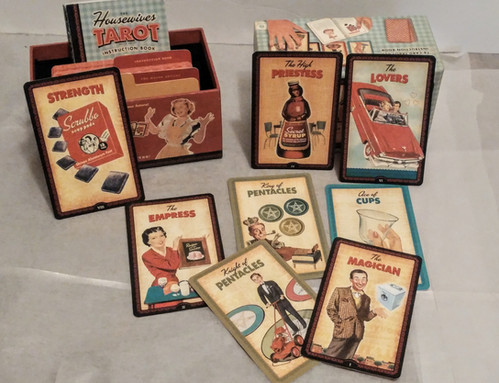 Housewives Tarot | mediumability