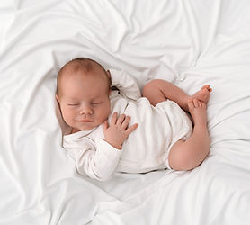 Newbornfotos bei Fotograf in Ried im Innkreis im Innviertel