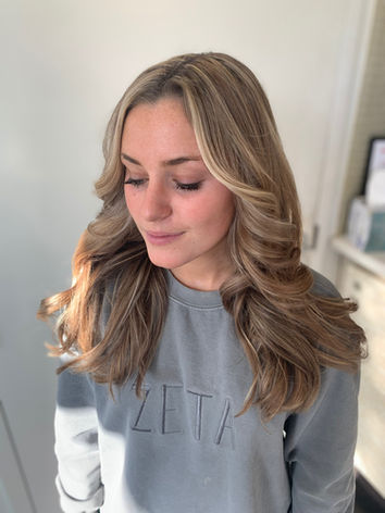 Long blonde balayage hair