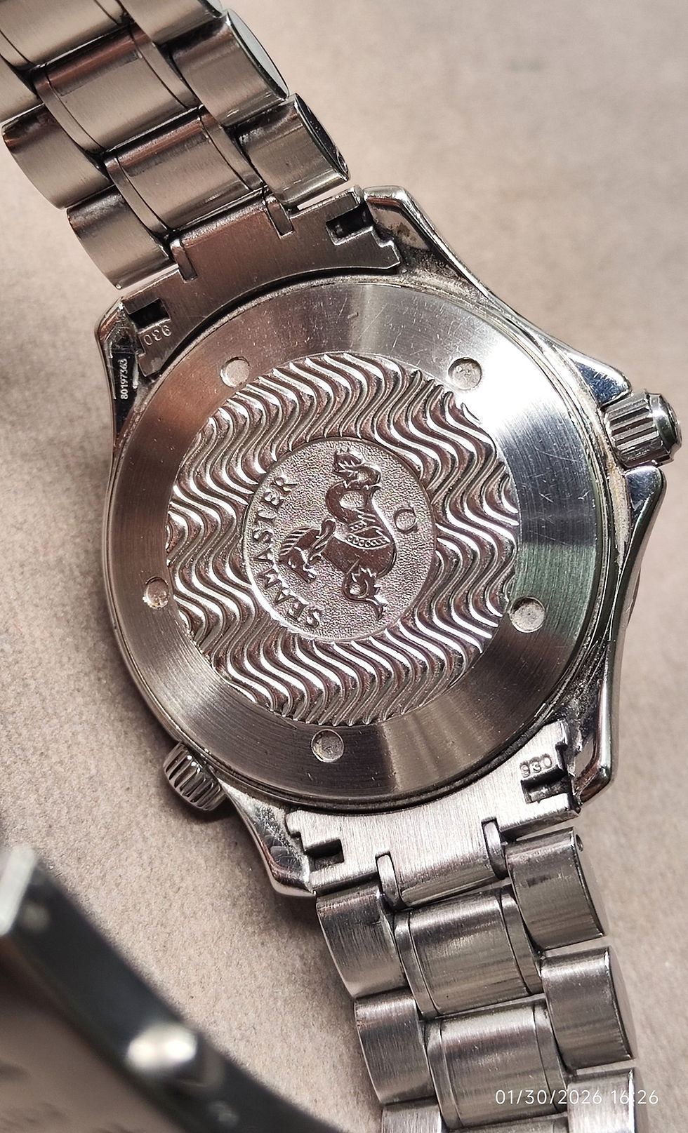 縮圖：Omega Seamaster Diver 300m