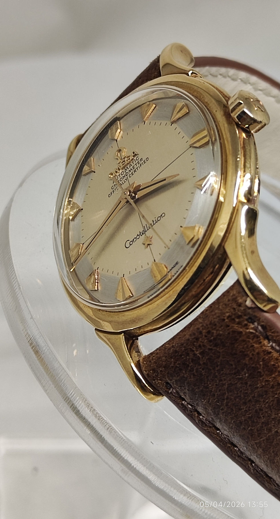 Thumbnail: Omega Constellation PiePan 18kYG Arrow Markers