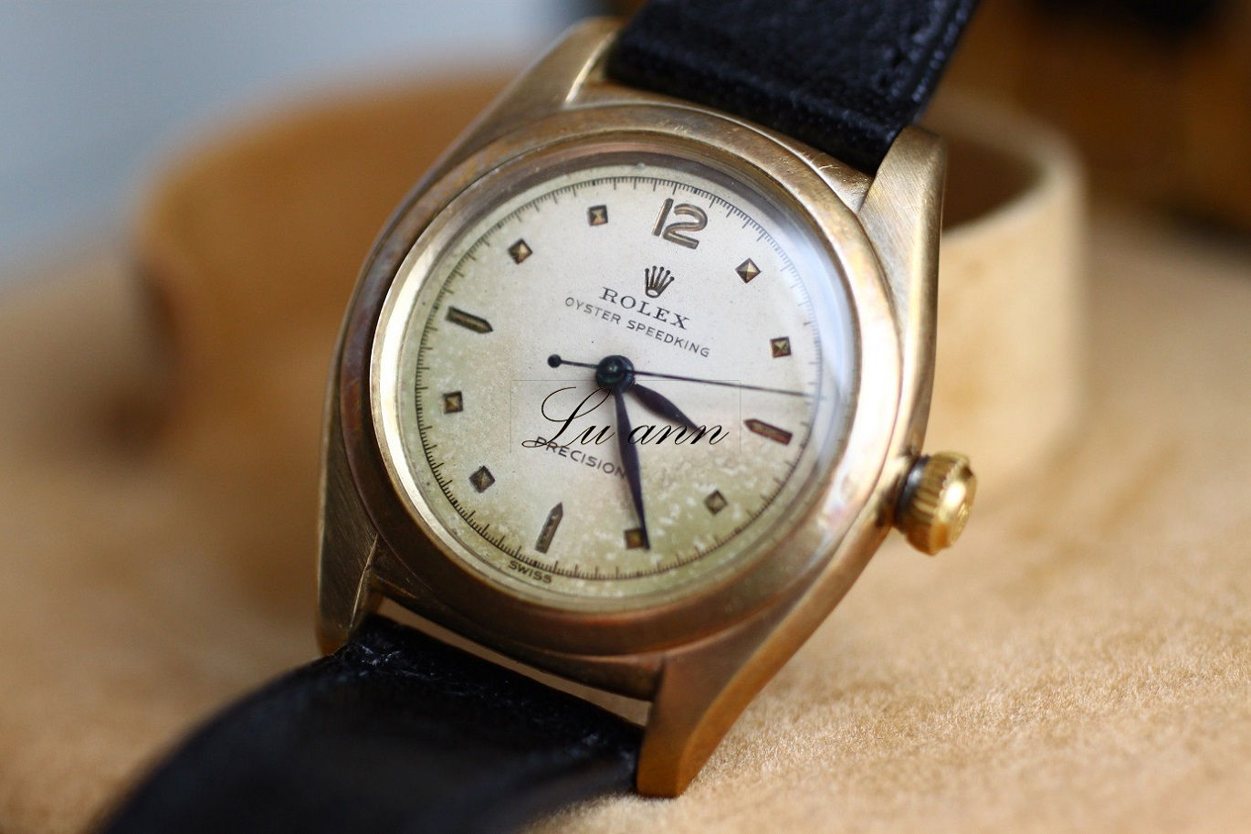 Rolex Vintage Bubble Back Gold Automatic