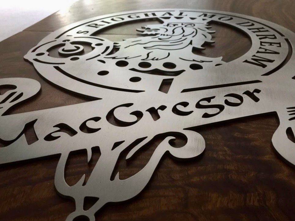 Thumbnail: MacGregor Crest
