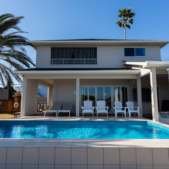 SEADINERS Beachfront Villa99の施設外観