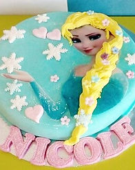 Frozen com Estampa e Trança