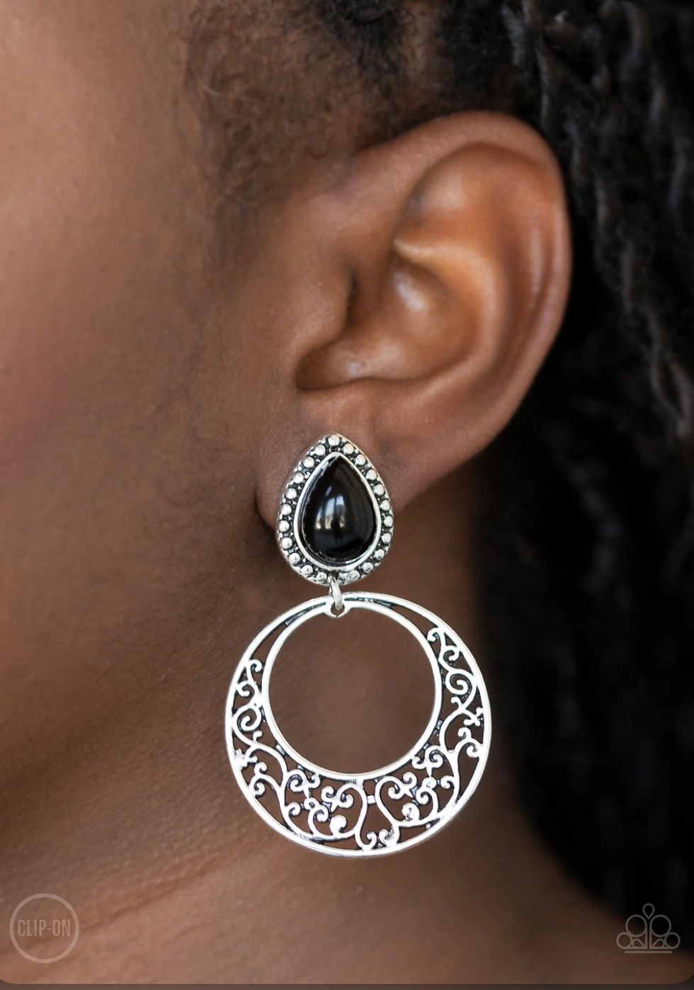 Exotic Escape - Black - Paparazzi