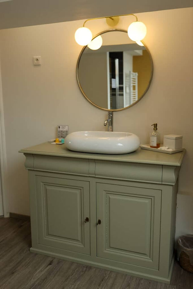 swiss guesthouse sitters rempalcement maison d hote la villa de la croix champagne bed and breakfast