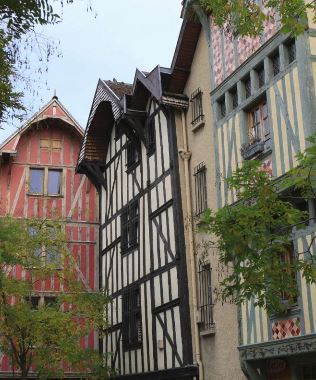 swiss guesthouse sitters rempalcement maison d hote la villa de la croix champagne bed and breakfast