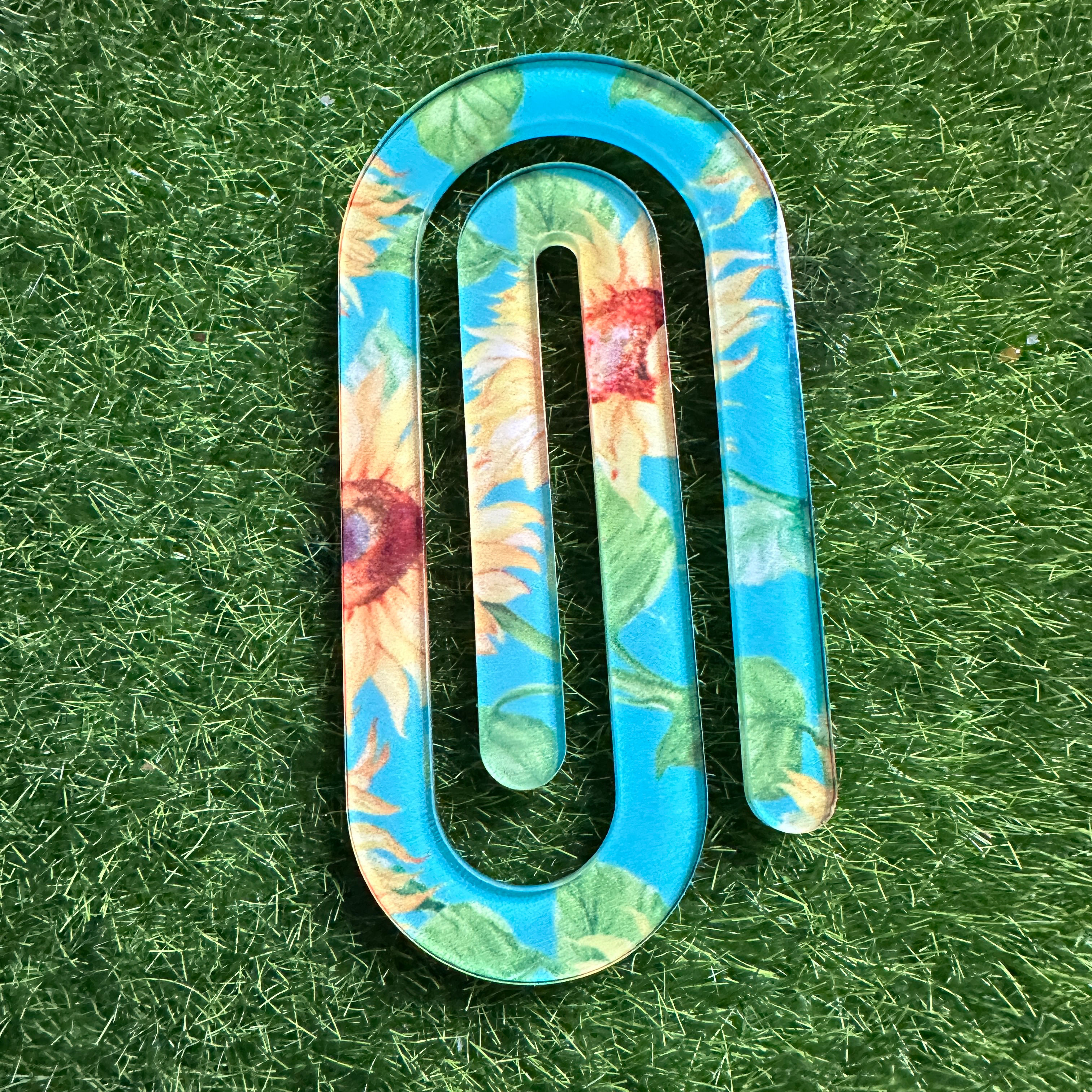 Green sunflower paper clip bookmark