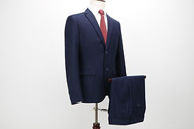 suit-2688315_1920.jpg