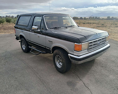 Ford Bronco 4x4 1987 
