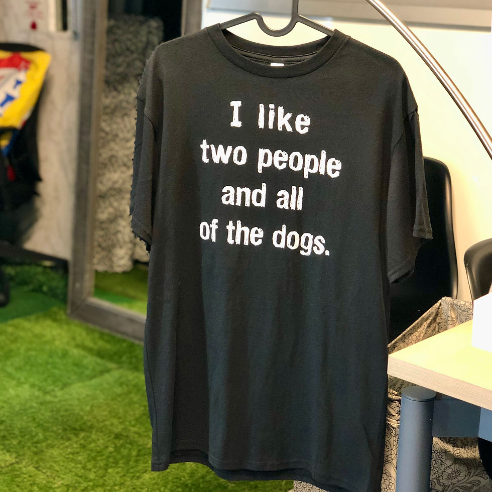 Thumbnail: Unisex Black T-Shirt (Medium)