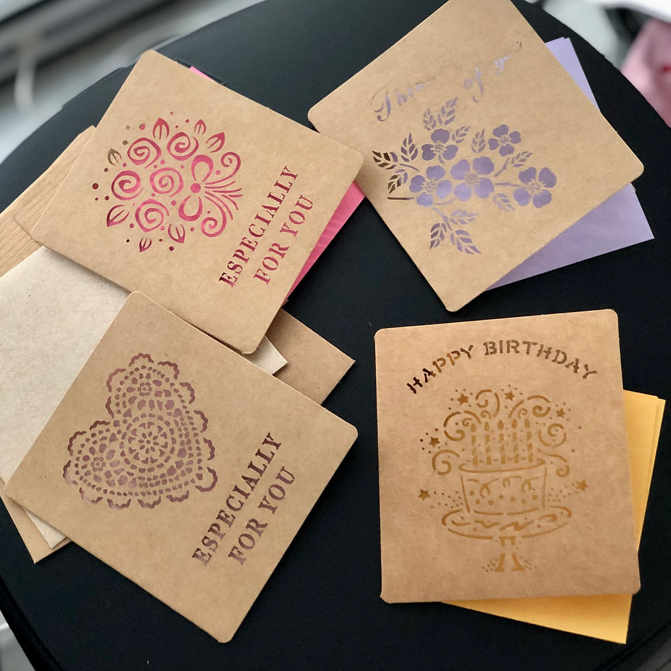 サムネイル： Paper Hollow Out Carving Greeting Cards - A Pack of 4