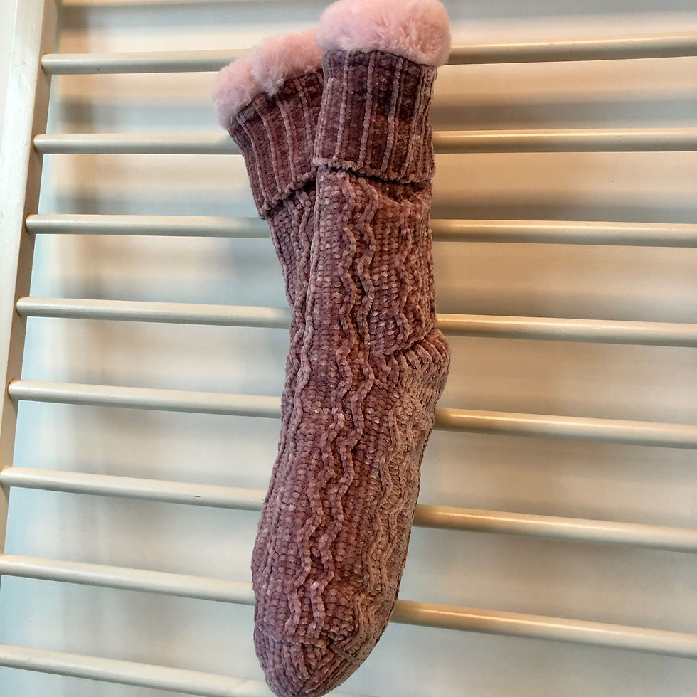 Thumbnail: Winter Fuzzy Warm Cozy Faux Fur Lined Slipper Lounge Crew Socks (Pink)