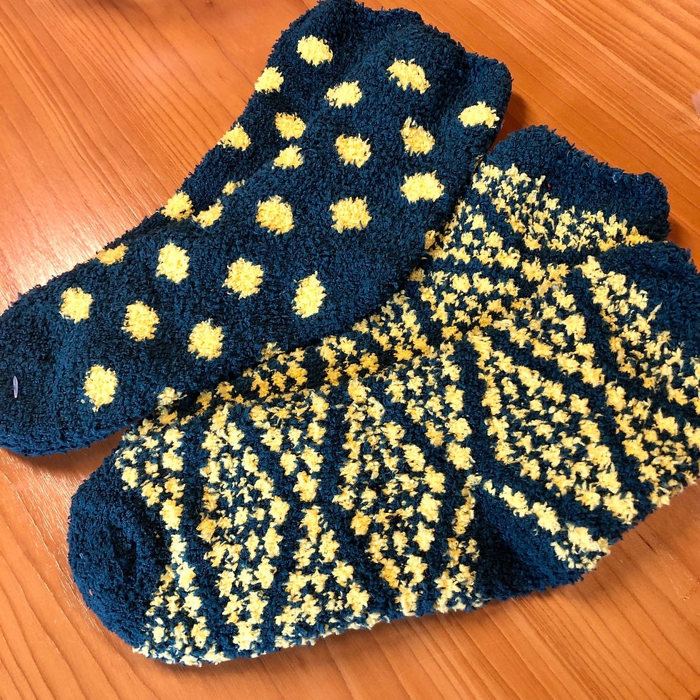 Thumbnail: Fluffy Fashion Crew Lounge Socks (Pack of 2) - Dots