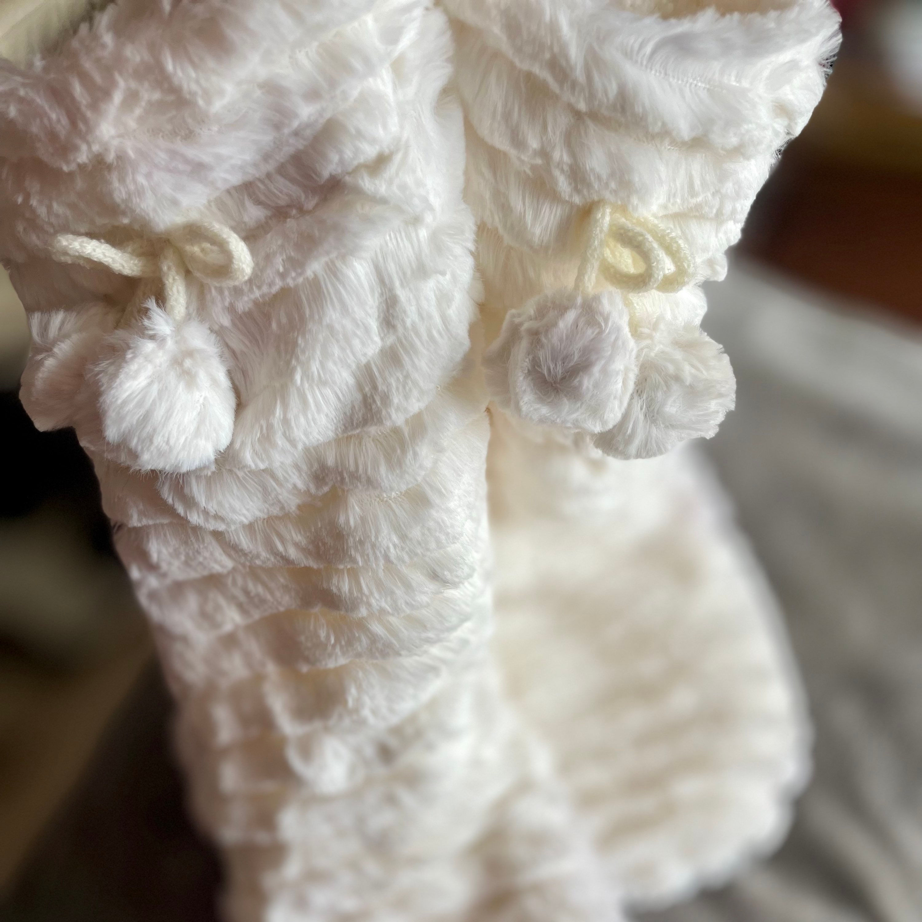 Winter Fuzzy Warm Cozy Slipper Boots with Tassel (White)