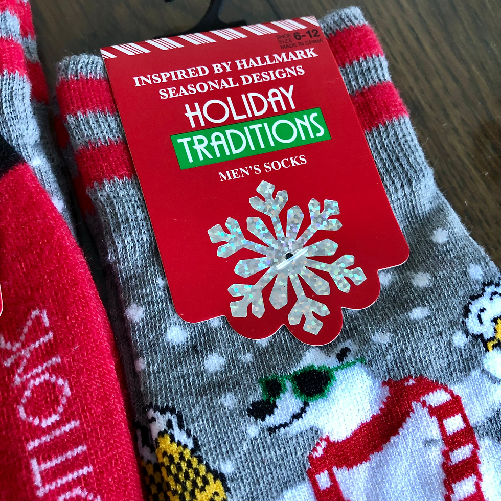 Thumbnail: Holiday Traditions Hallmark Christmas Men's Socks - Christmas Bear