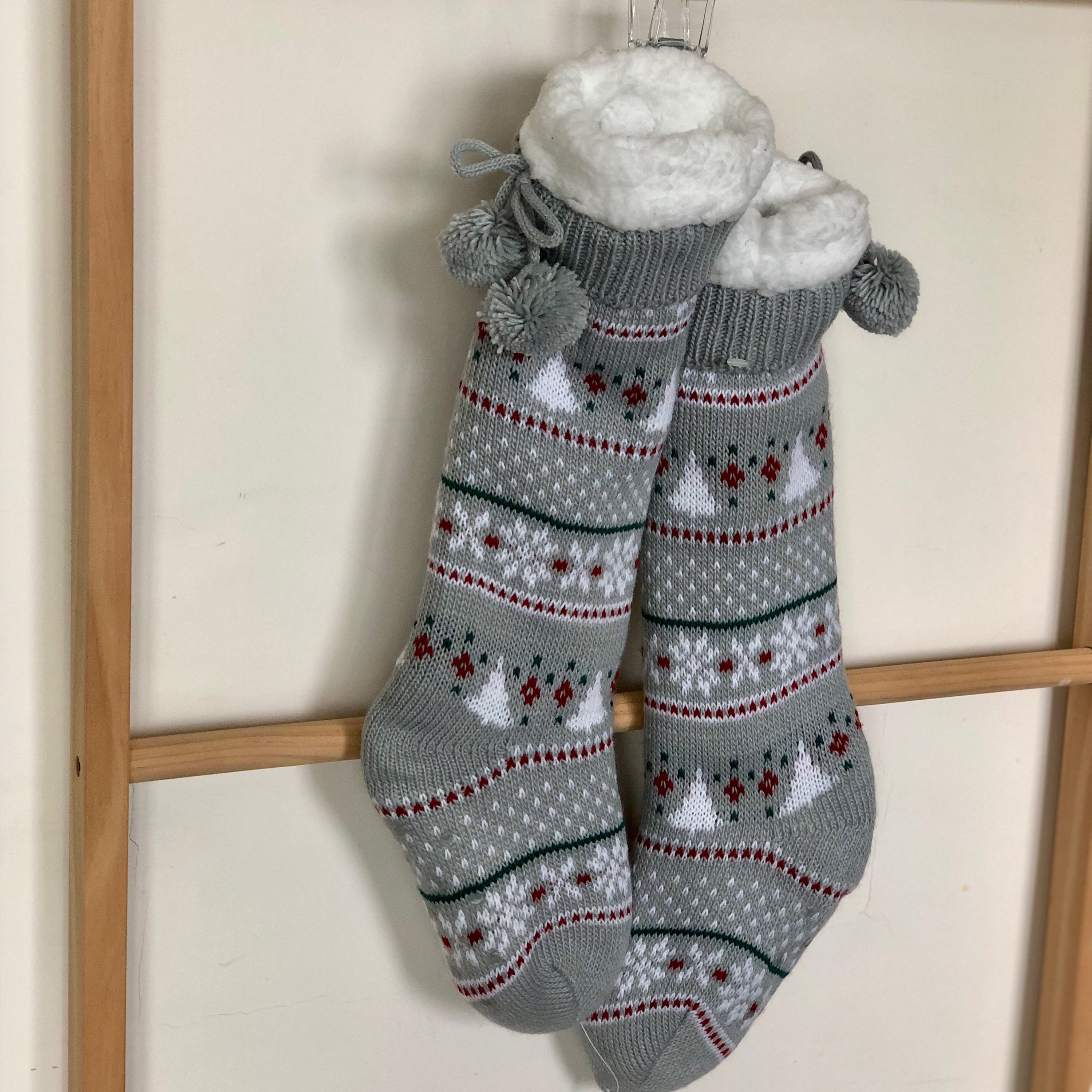 Christmas Winter Fuzzy Warm Cozy Sherpa Lined Slipper Lounge Crew Socks