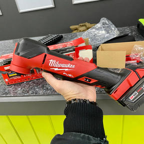 M18 Oscillating Tool