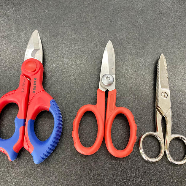 Wiring scissors