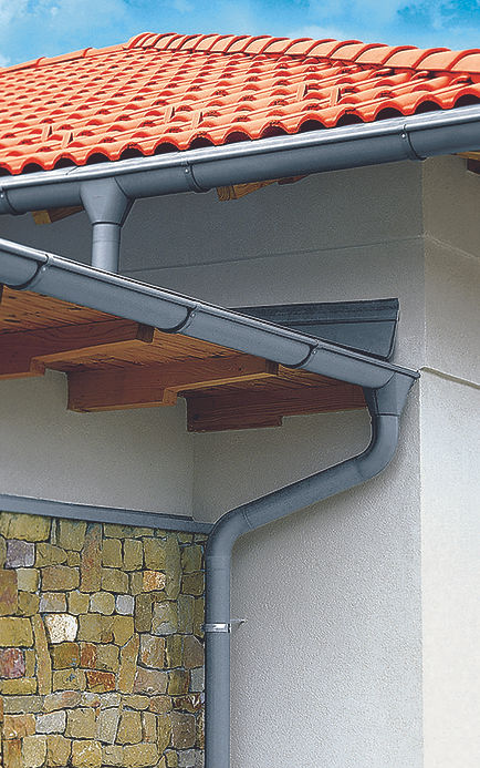 Remplacement de gouttière zinc.