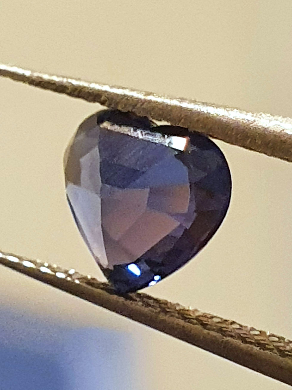 थंबनेल: प्राकृतिक रंग-परिवर्तन स्पिनल 1.28ct