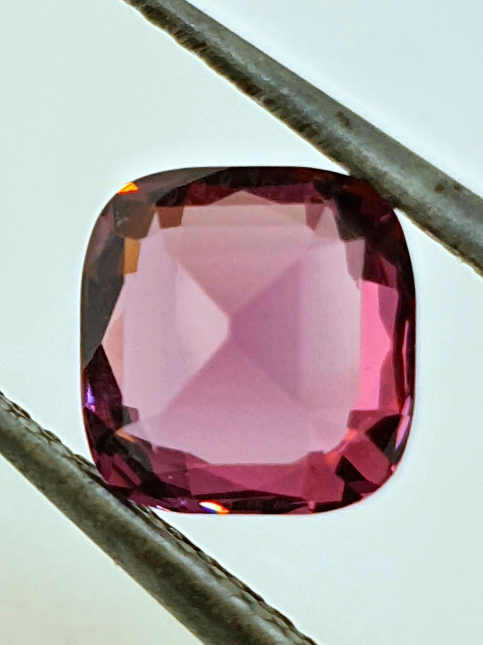 Thumbnail: Natural Spinel / Sri Lanka 1.68ct