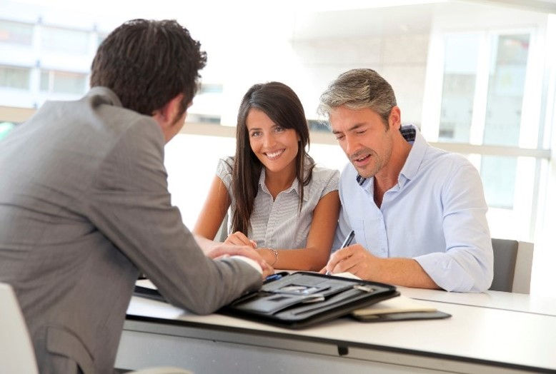 how to interview a real estate agent