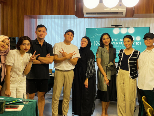 Suasana kelas Bisnis Parfum bersama Klei Studio Academy