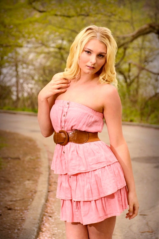 Lynsie - High Park Toronto
