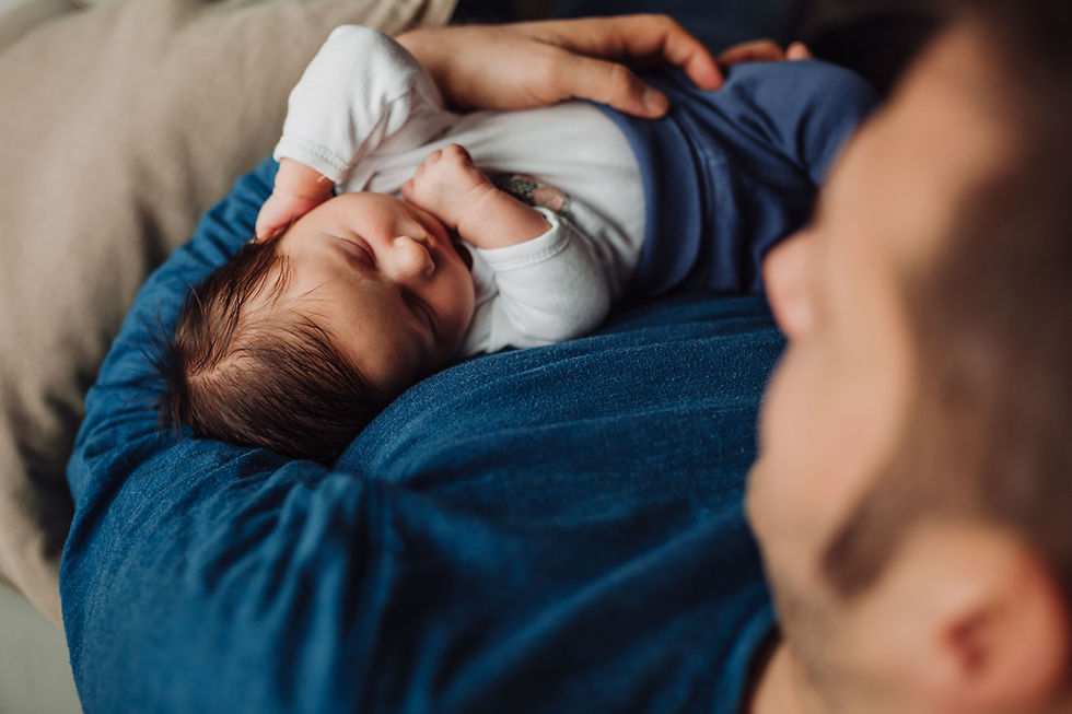 Neugeborenen-Fotosession – wie läuft sie ab und wie bereitet ihr euch vor?