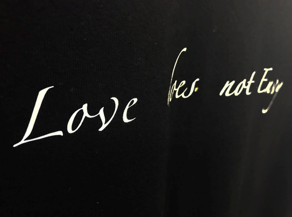 Miniaturbild: Übergroße Liebe beneidet Black Tee nicht