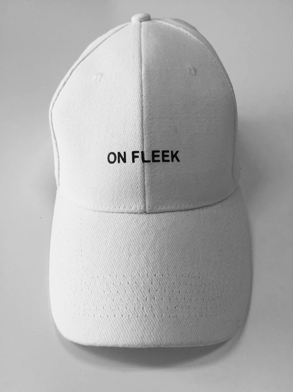 Miniaturbild: ON FLEEK Weiße Kappe