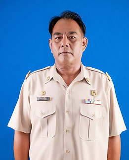 นายยุคล แสงจันทร์.jpg