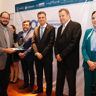 Entrega CEA Distintivo de Responsabilidad Hídrica a industrias queretanas