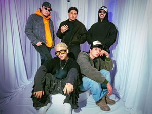 Los Reyes del R&B Regresan a Casa: AQUIHAYAQUIHAY Rompe el Silencio con 'Lo Dejamos Pasar'