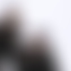 El Electropop del Rescate: Left & Right Unen Mundos (y Salvan Vidas)