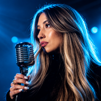 Palomy López presenta “Al golpito (versión flamenca)”, una canción para vivir con calma