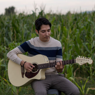 Ulises Máiz: El Cantante de los Elotes