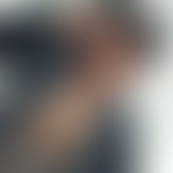 El Antídoto al Sad-Boy: Krass Resetea su Carrera con “Y VUELA”, un Himno de Pura Buena Vibra