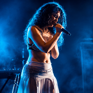 Laia Alcolea presenta “Piel”, un EP sobre memoria, heridas y reconciliación