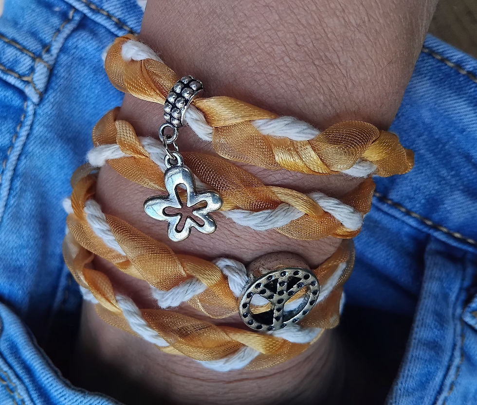 Bracelet doré 4 tours "Peace"