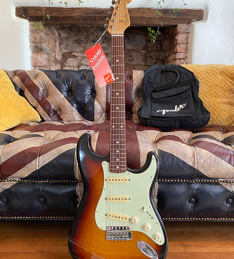 Vintage FujiGen built Fender Stratocaster Japan 1962 RI MIJ N