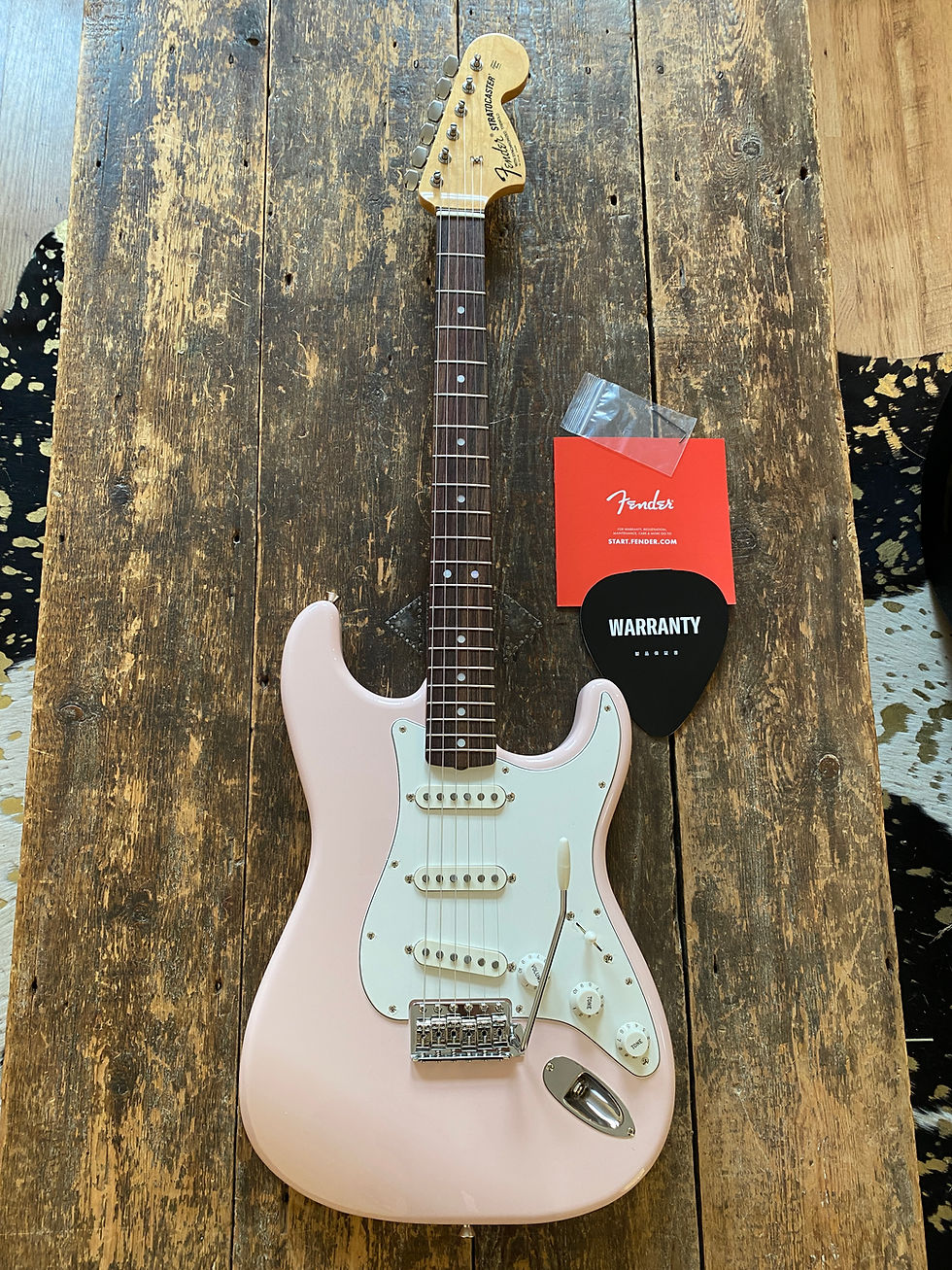 Thumbnail: For sale is this 2025 FSR Traditional Series MIJ Late 60's Stratocaster.