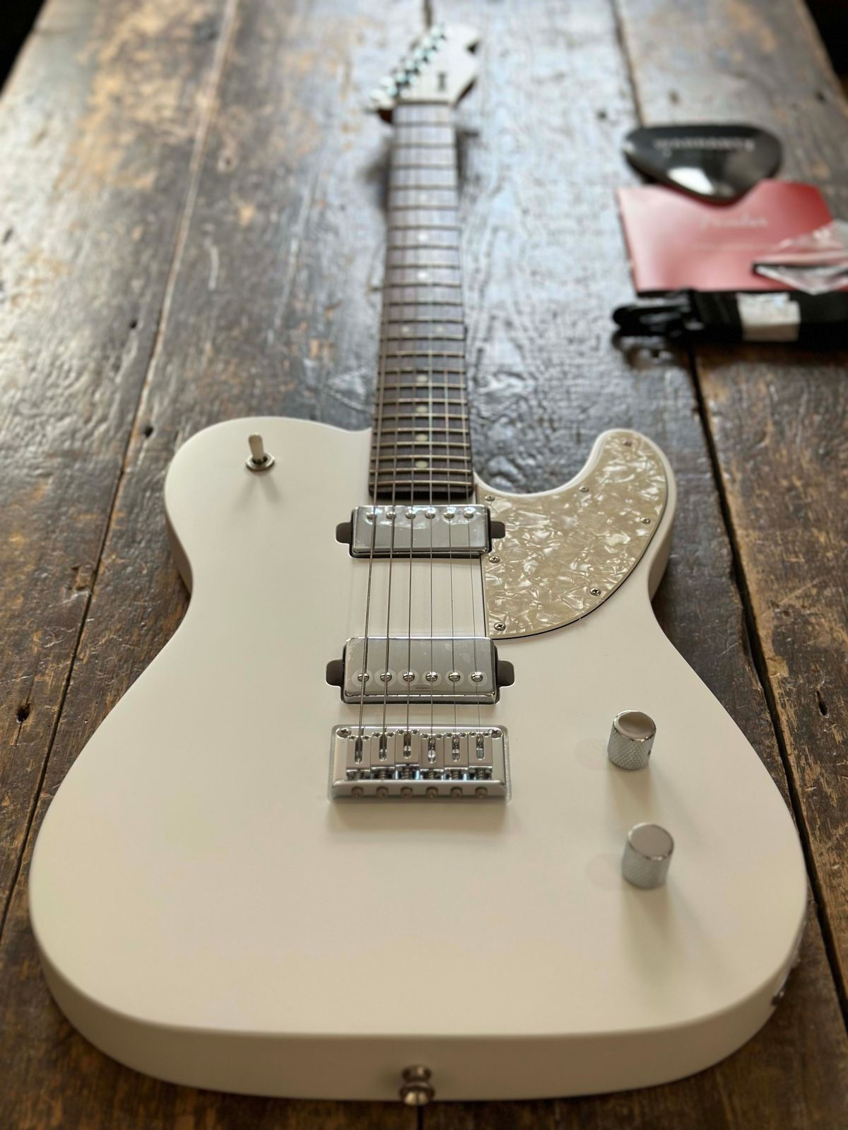 Fender Japan Ltd FSR Run Elemental Telecaster Nimbus White 2022 Unplayed w/ Docs