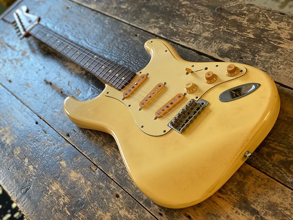 Thumbnail: Fender Vintage 1991 FujiGen Stratocaster K Serial Kurt Cobain 1962 RI Oly White