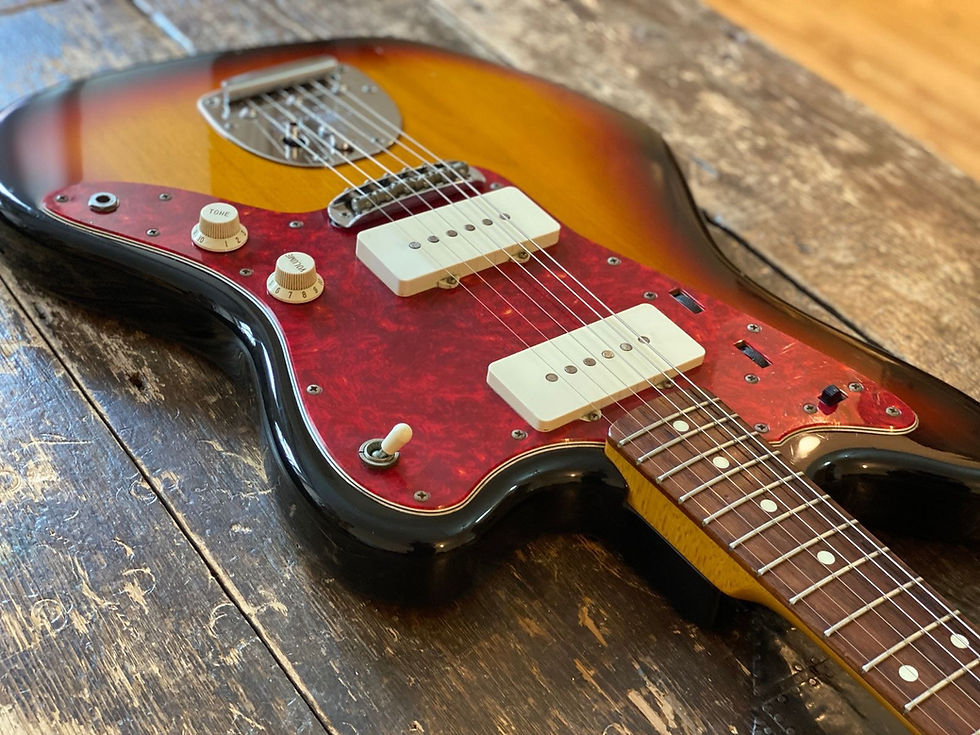 Thumbnail: Fender Japan Jazzmaster 1966 Reissue CIJ O-Serial 1997 Three Tone Sunburst